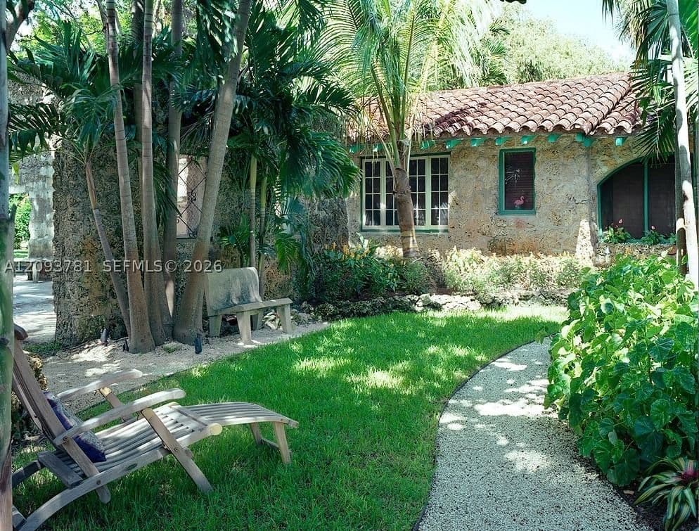 1-bedroom Single-Family Home — 1301 MILAN AVE #3, Coral Gables, FL 33134