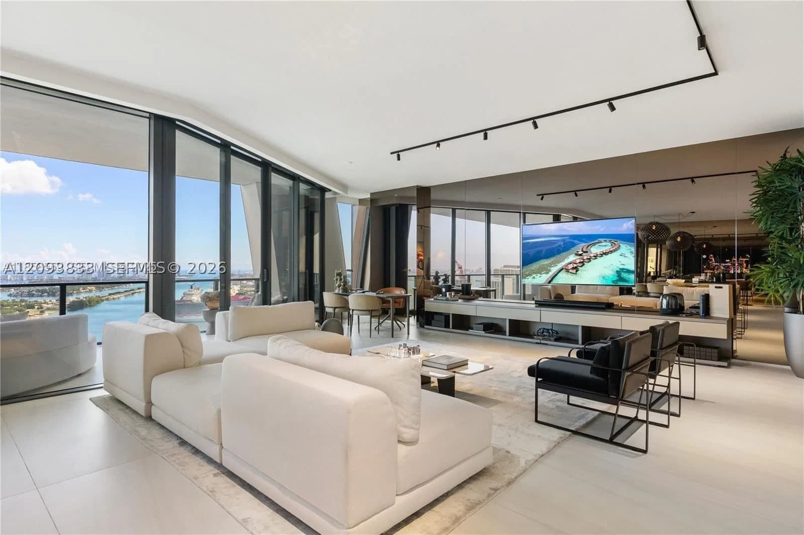4-bedroom Condo — 1000 Biscayne Blvd #3502, Miami, FL 33132