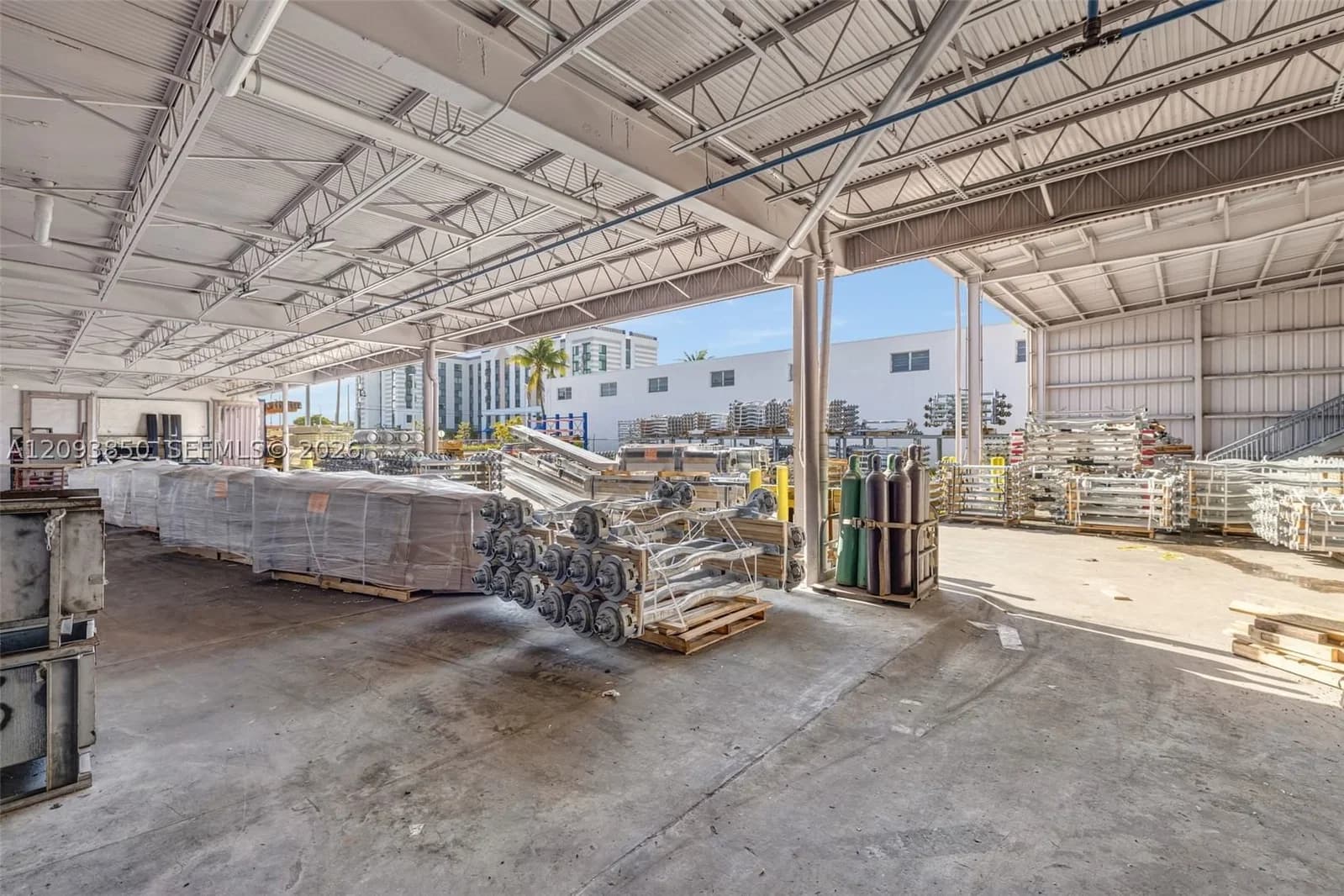 Mülk — 14705 25th Ct, Opa Locka, FL 33054