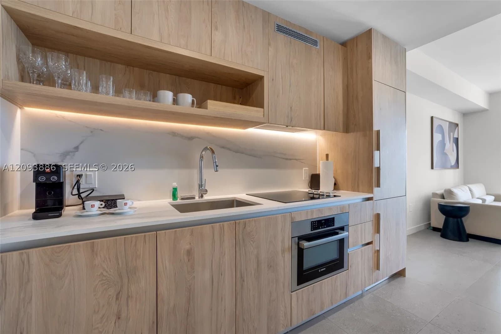 1-bedroom Condo — 11 6th St #2310, Miami, FL 33132