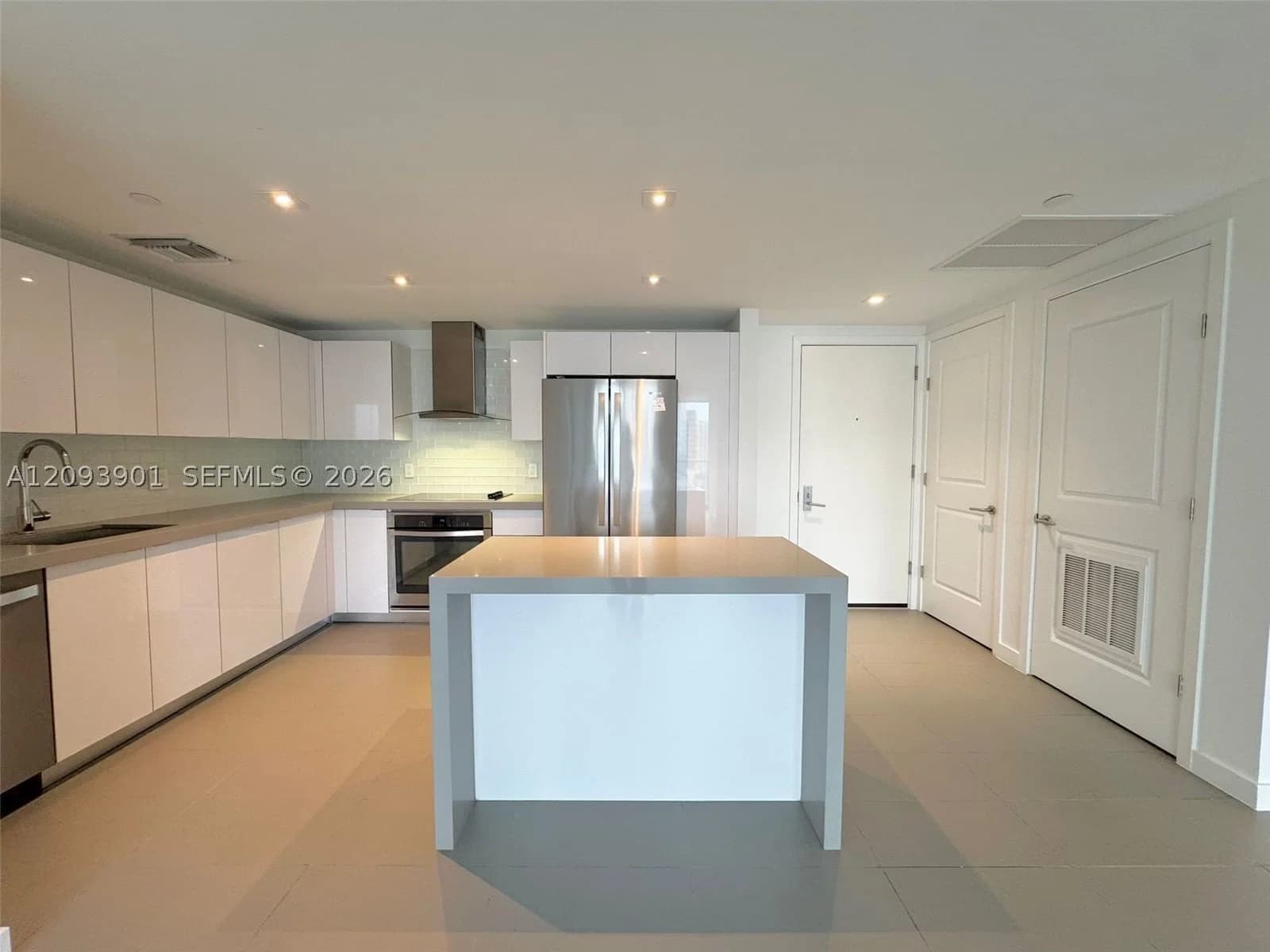 2-bedroom Condo — 1600 1st Ave #2509, Miami, FL 33132