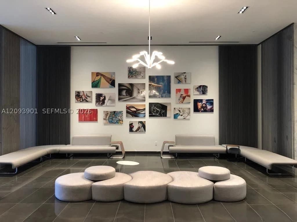 2-bedroom Condo — 1600 1st Ave #2509, Miami, FL 33132