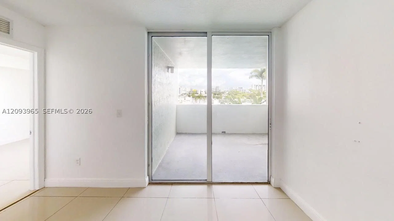 2-bedroom Condo — 219 12th Ave #514, Miami, FL 33128