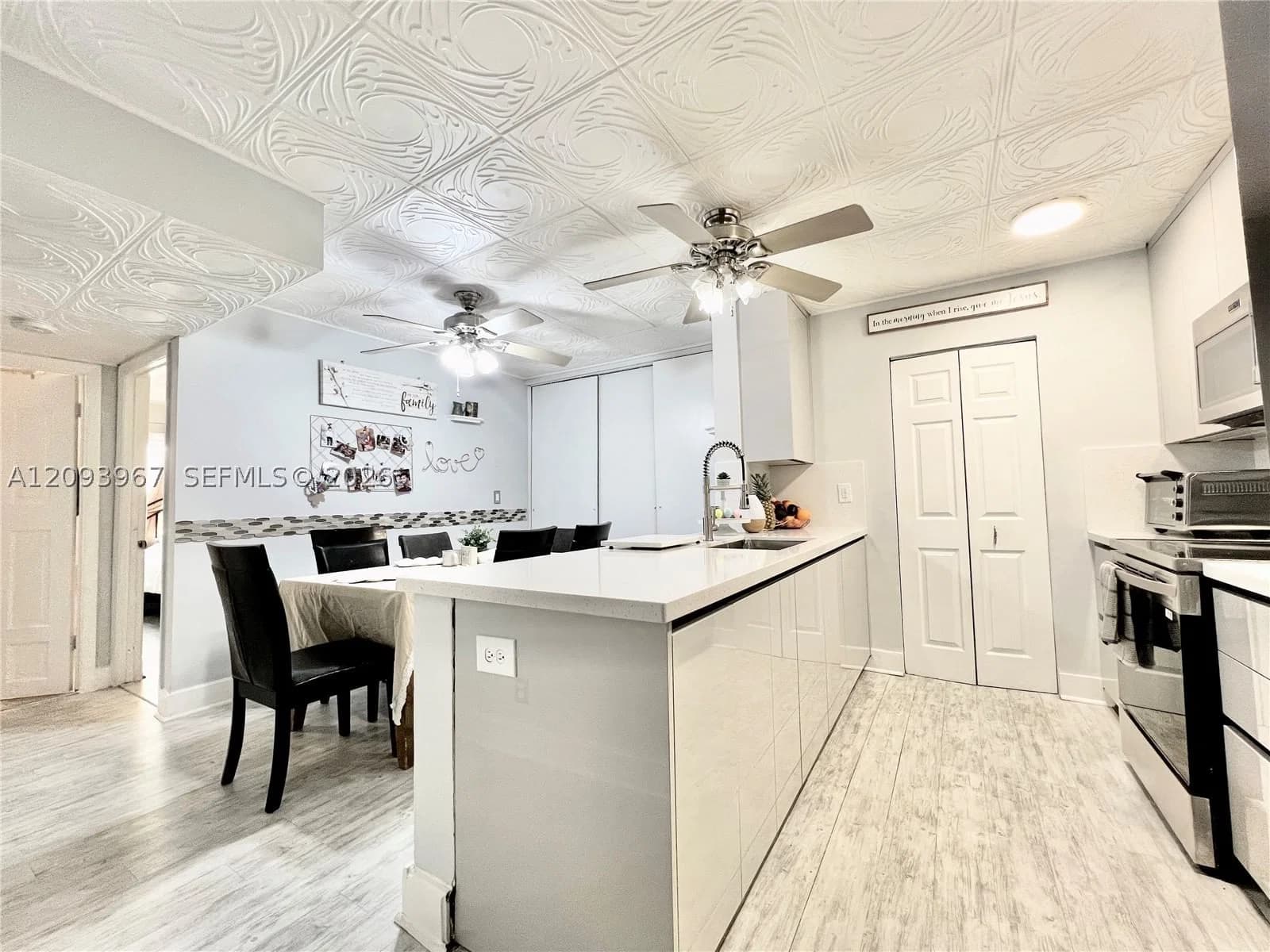 3+1 Townhouse — 3318 103rd Ave, Sunrise, FL 33351