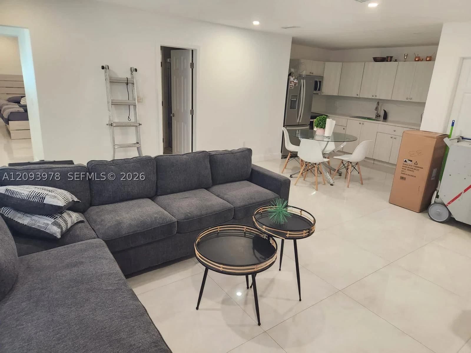 1-bedroom Property — 2165 47th St #B, Dania Beach, FL 33312