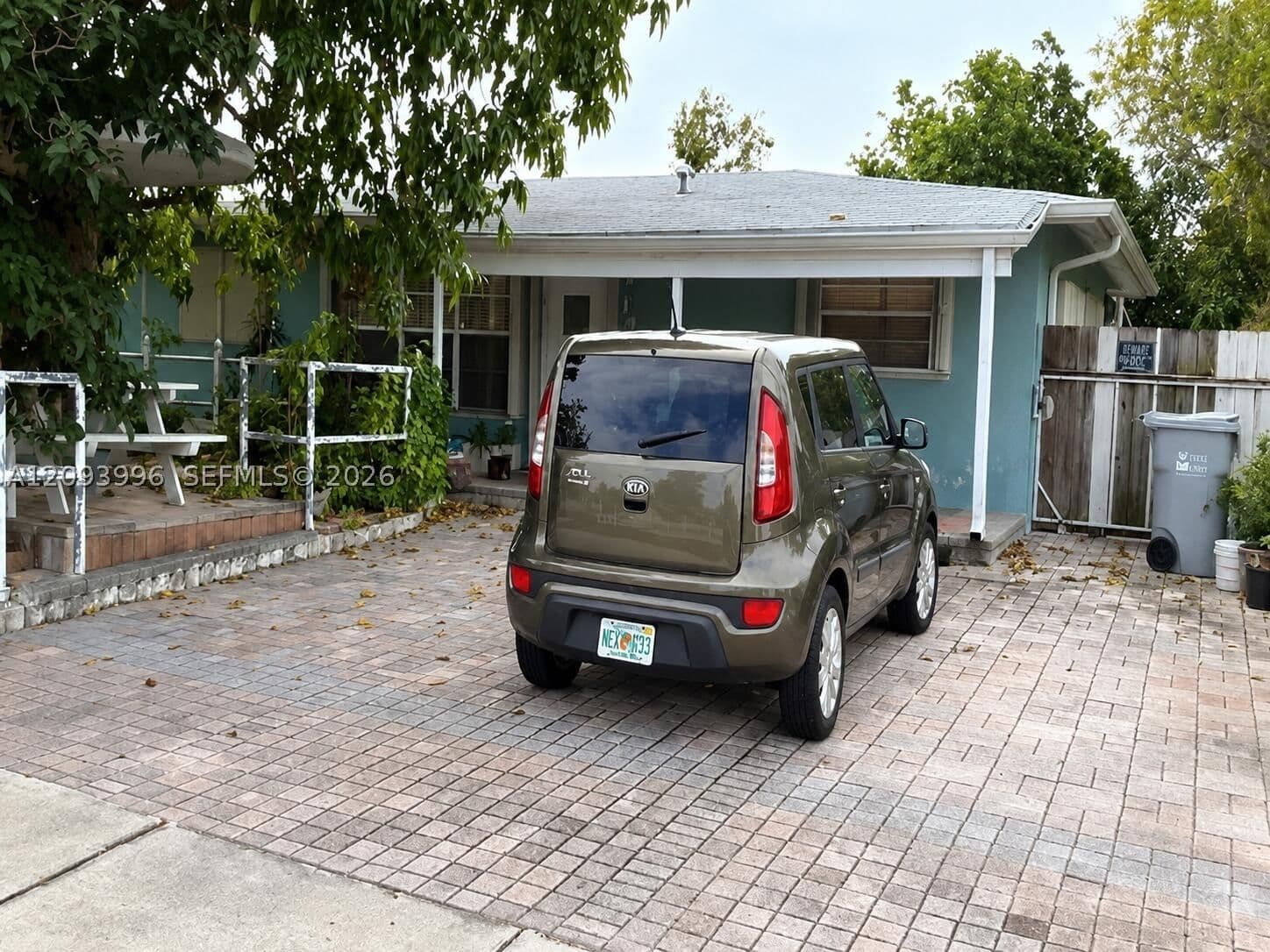 3-bedroom Single-Family Home — 140 17th Ct, Pompano Beach, FL 33060