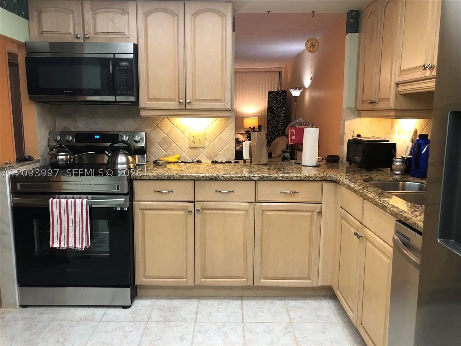 1-bedroom Condo — 1351 Miami Gardens Dr #PH11E, Miami, FL 33179