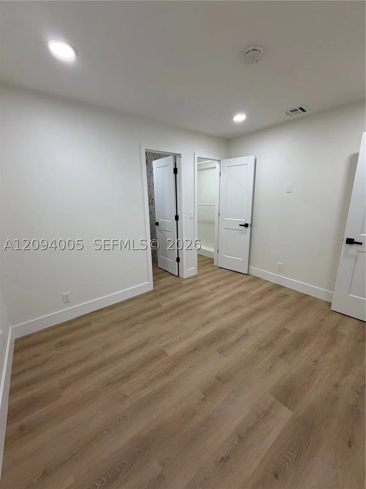 Duplex — 708 7th Ave, Hallandale Beach, FL 33009