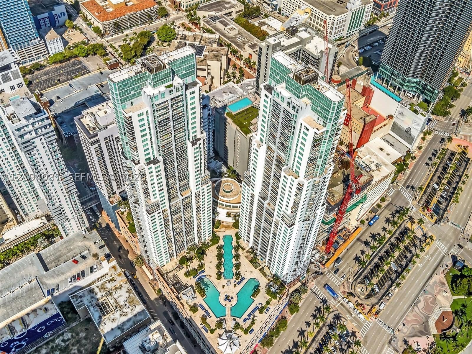 1-bedroom Condo — 253 2nd St #2208, Miami, FL 33132