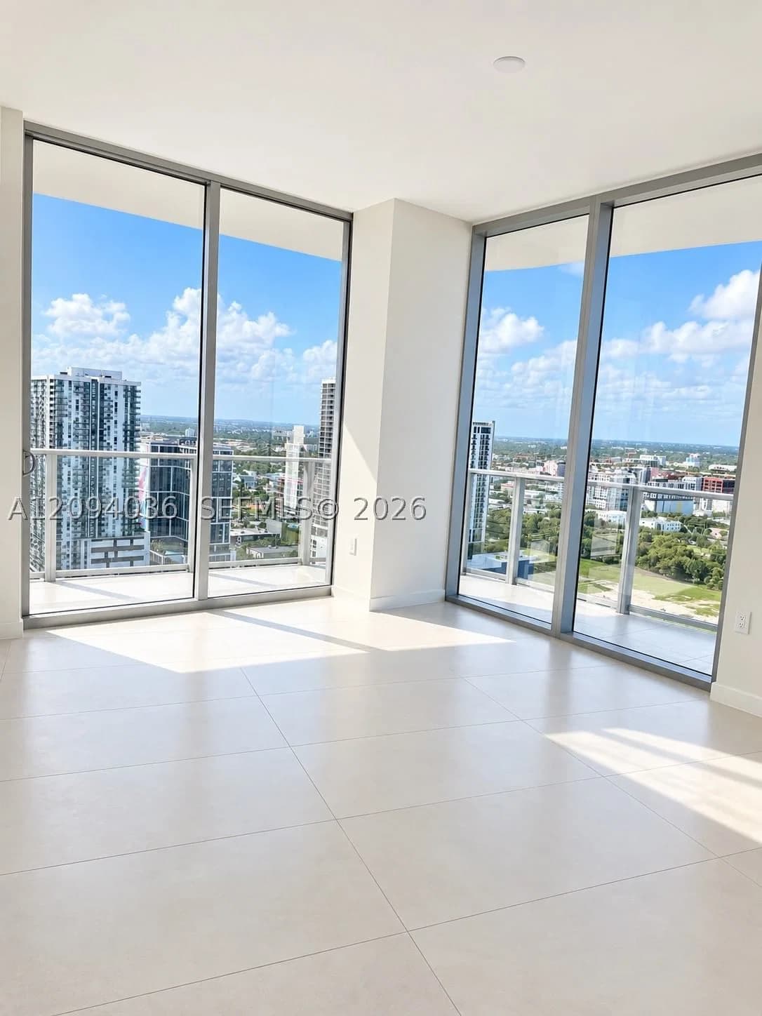1-bedroom Condo — 1400 BISCAYNE BLVD #2907, Miami, FL 33132