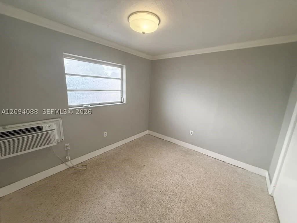 2-bedroom Property — 990 4th St #7, Miami, FL 33130