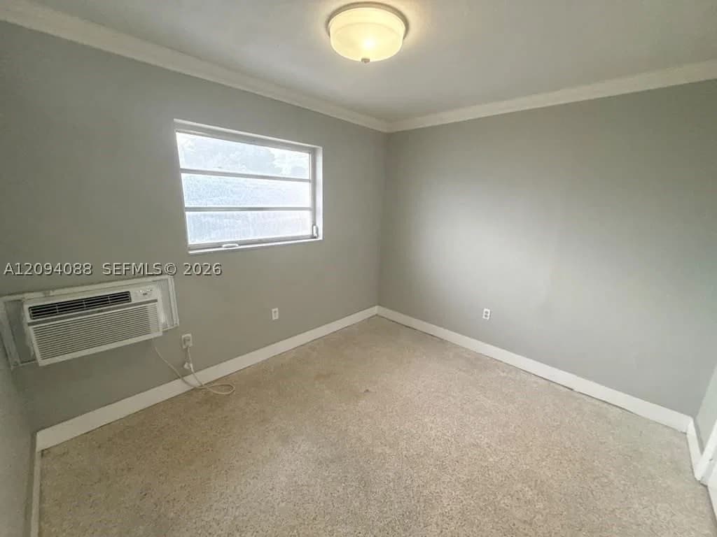 2-bedroom Property — 990 4th St #7, Miami, FL 33130