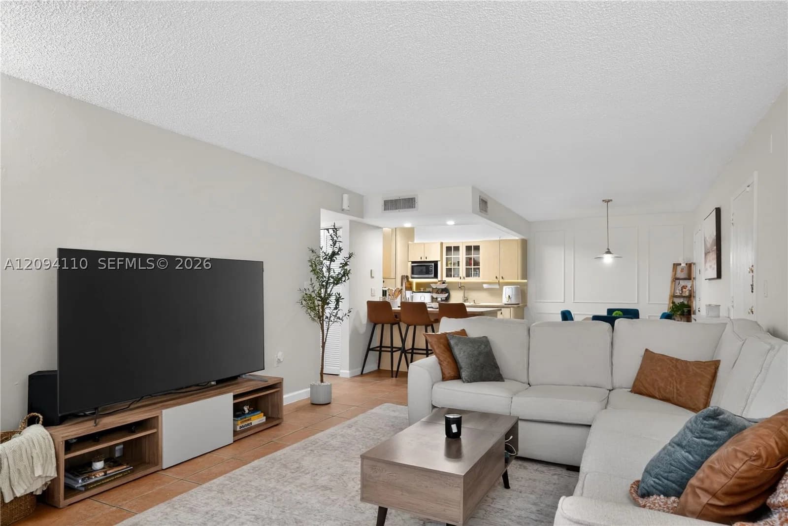 2-bedroom Condo — 7221 Miami Lakes Dr #A21, Miami Lakes, FL 33014