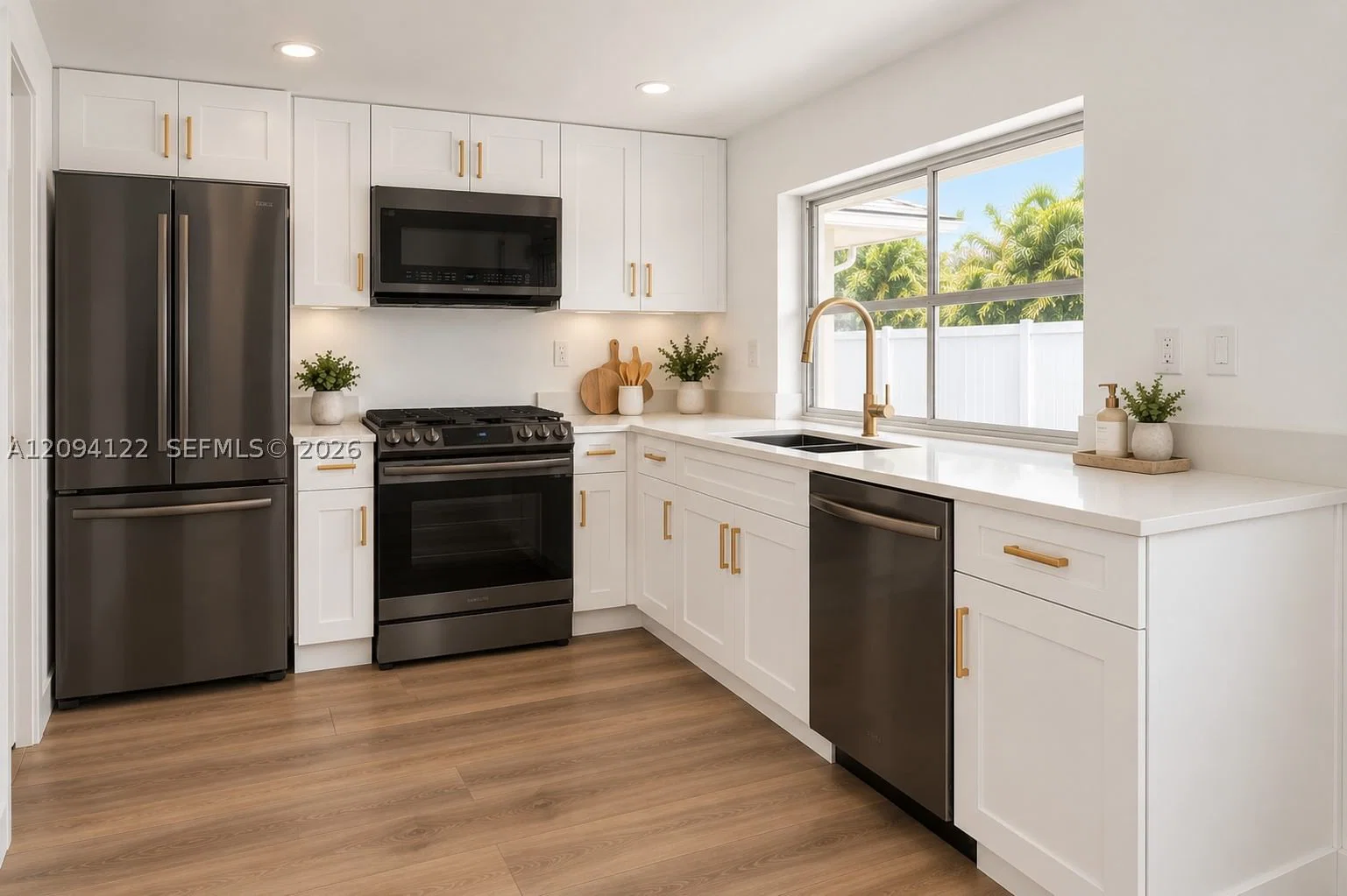 4+1 Müstakil ev — 17355 7th Ave, Miami, FL 33162