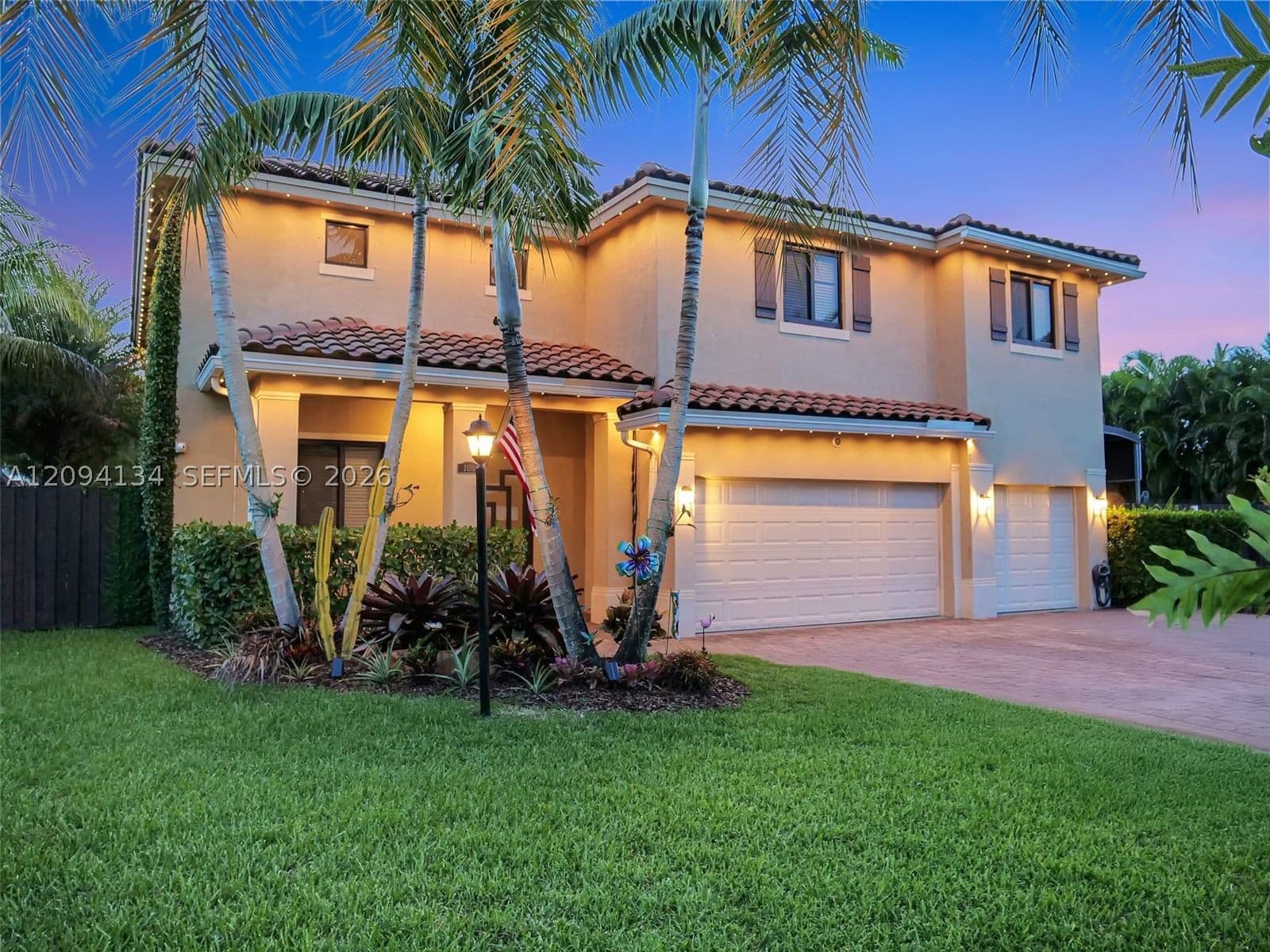 6+1 Müstakil ev — 2150 16th Pl, Homestead, FL 33030