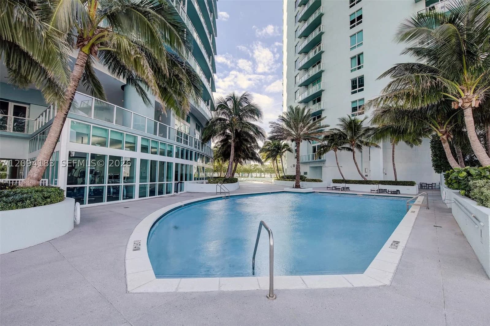 2-bedroom Condo — 1900 Bayshore Dr #4604, Miami, FL 33132