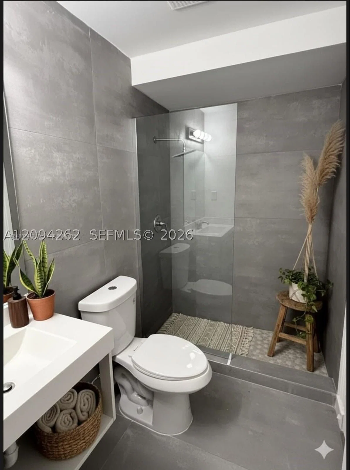 1-bedroom Property — 81 44th St #2, Miami, FL 33127