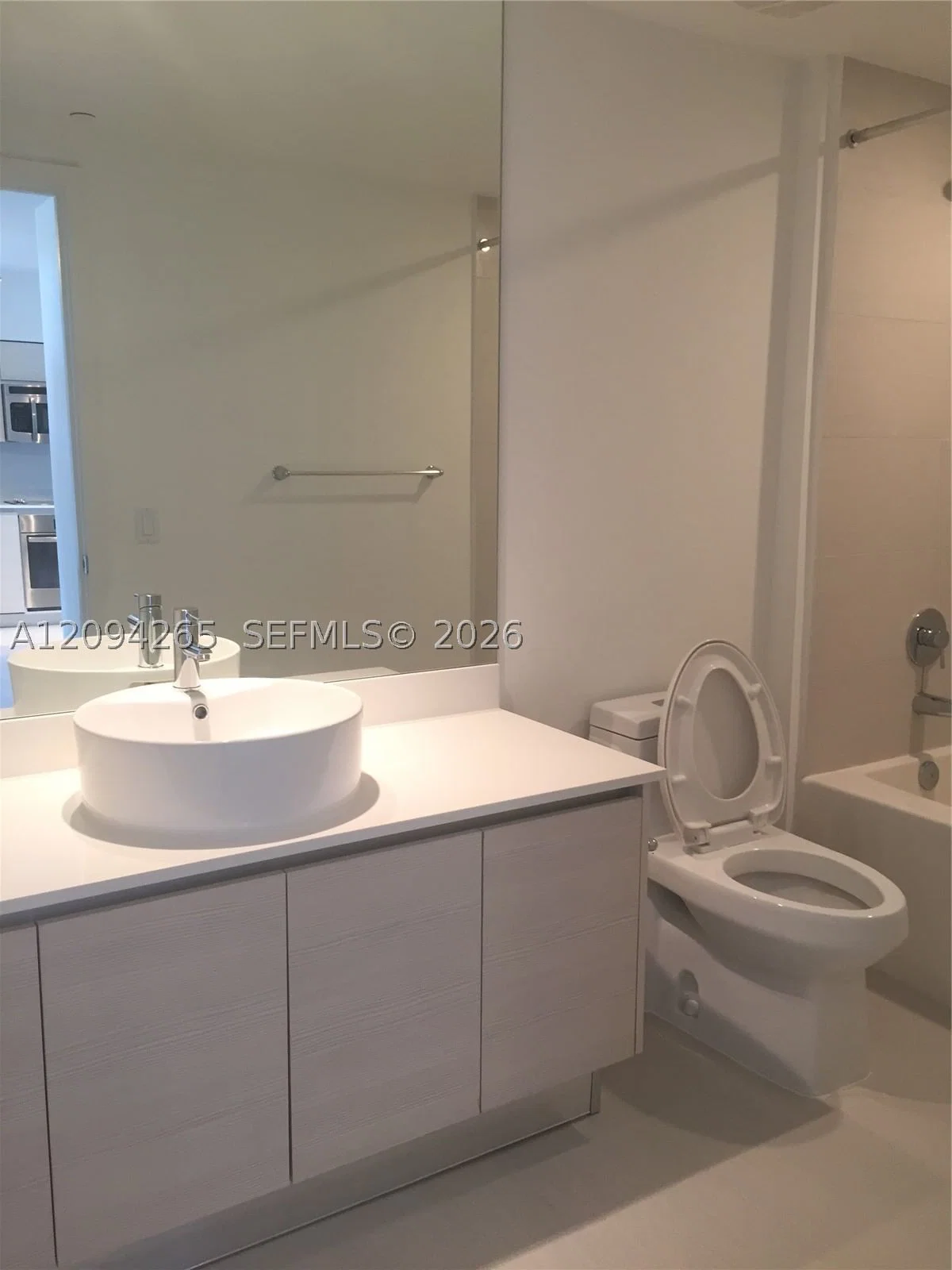 1-bedroom Condo — 4250 Biscayne Blvd #1211, Miami, FL 33137