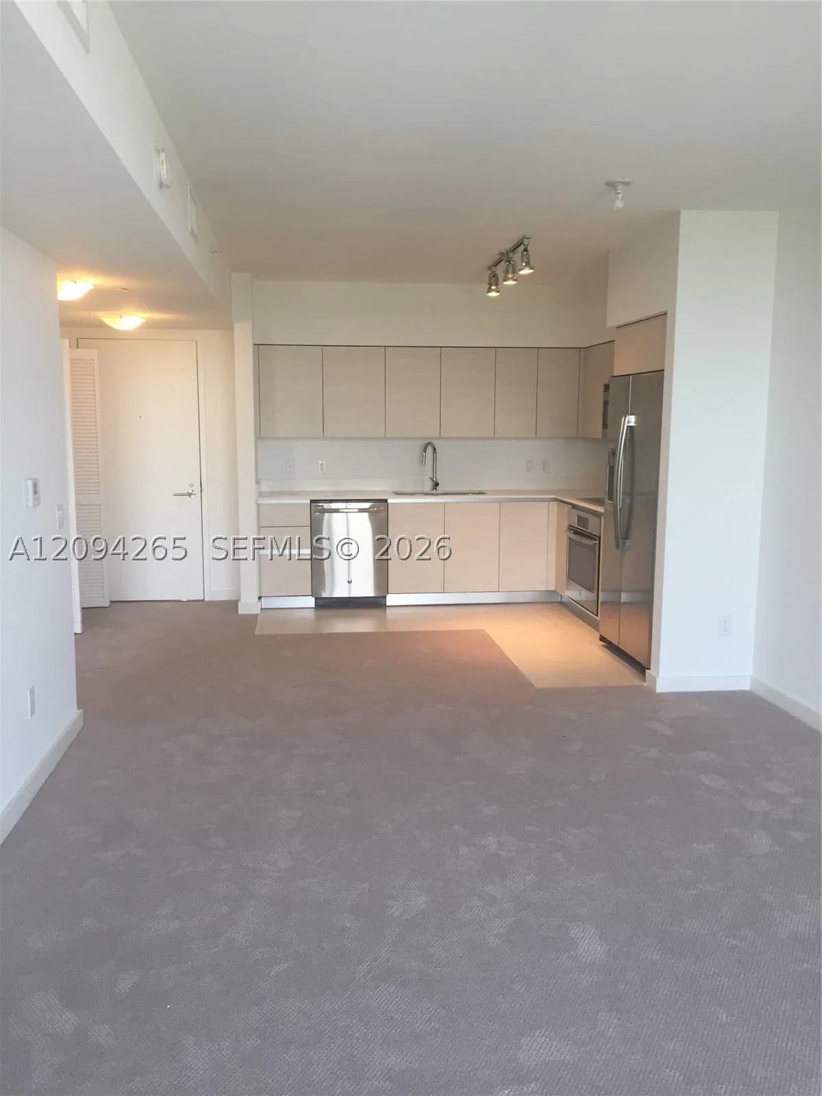 1-bedroom Condo — 4250 Biscayne Blvd #1211, Miami, FL 33137