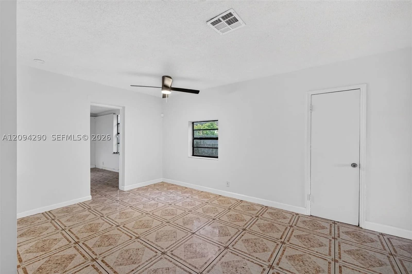 4+1 Müstakil ev — 1331 13th Ave, Fort Lauderdale, FL 33311