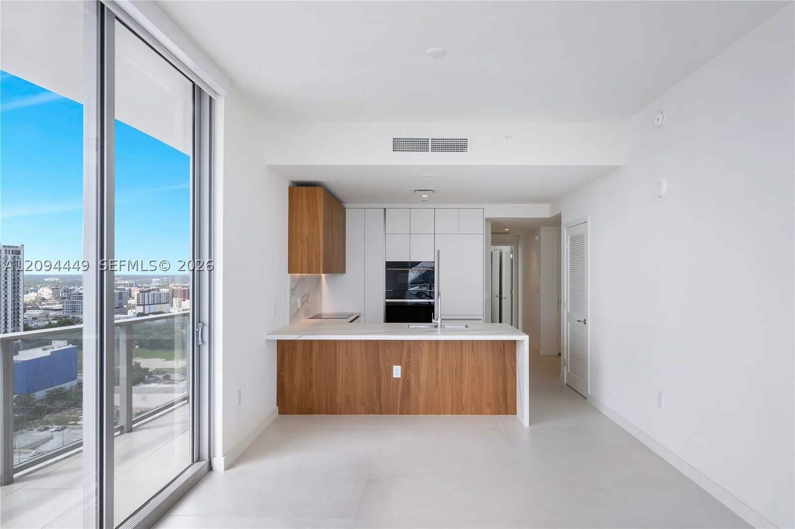 2-bedroom Condo — 1400 Biscayne Blvd #2502, Miami, FL 33132