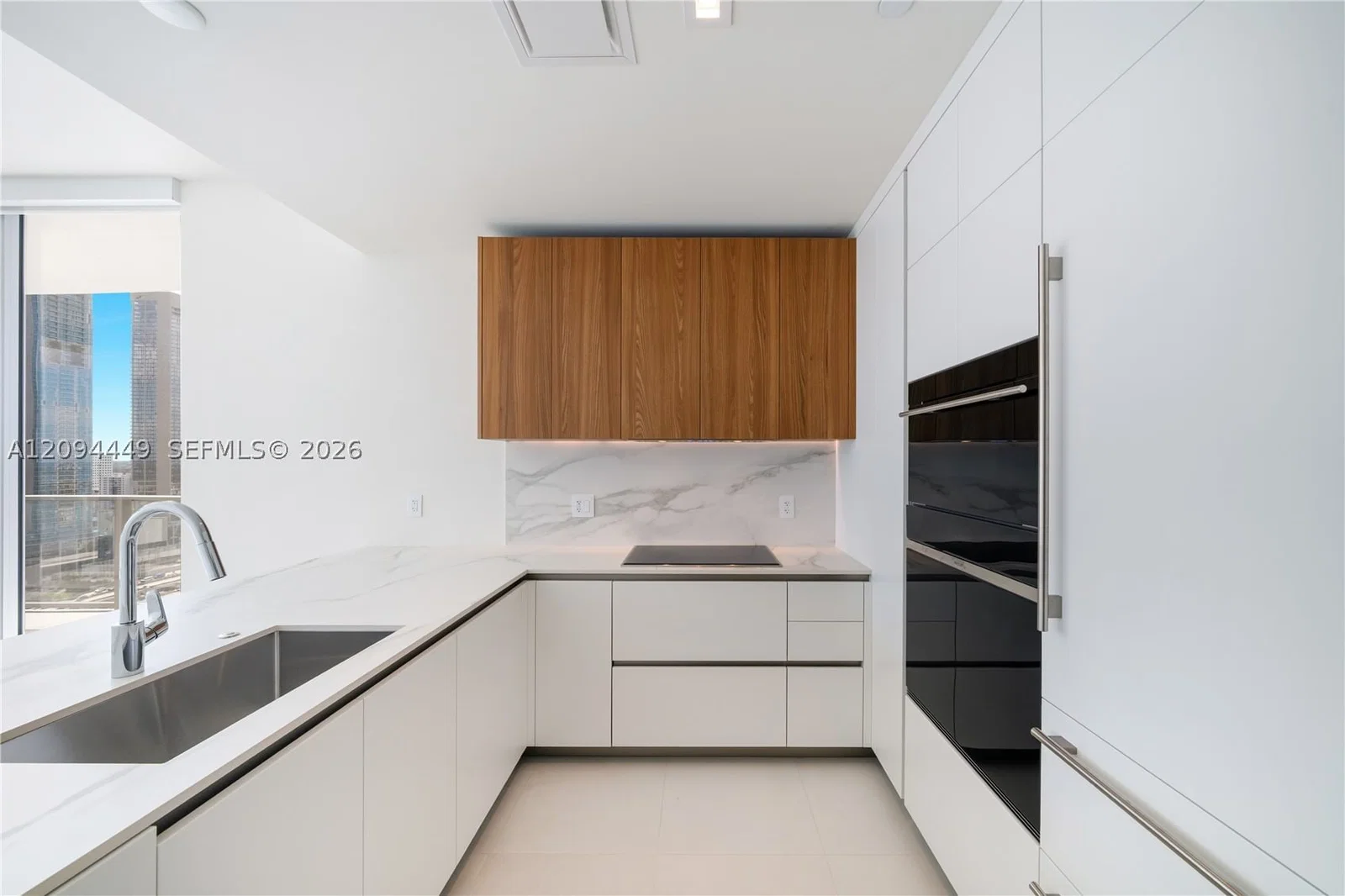2-bedroom Condo — 1400 Biscayne Blvd #2502, Miami, FL 33132