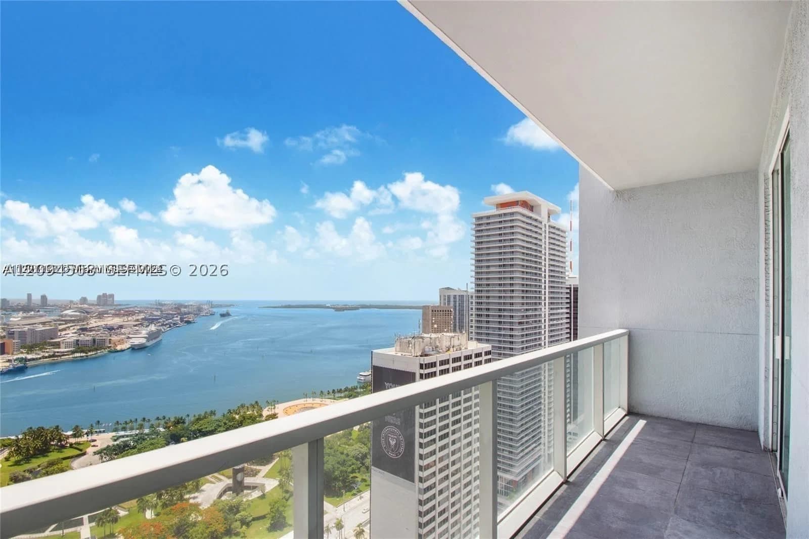 Condo — 253 2nd St #3307, Miami, FL 33132