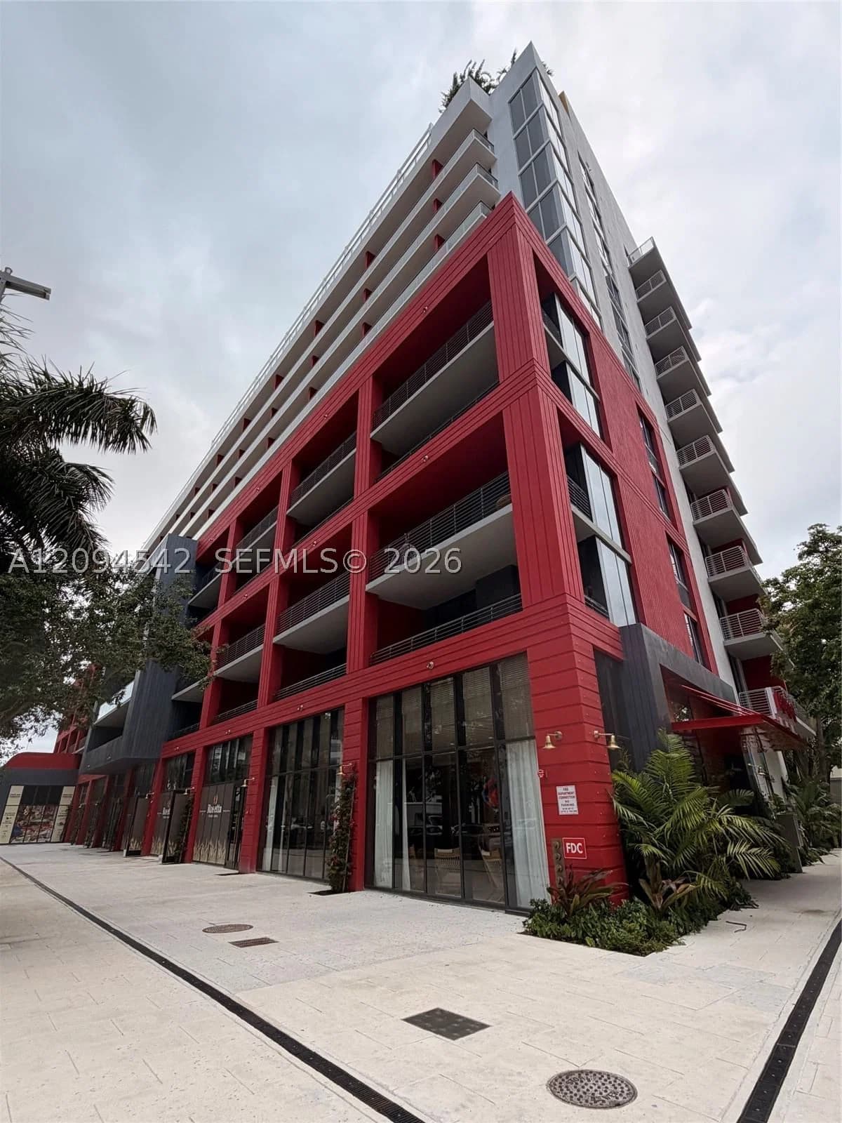 Condo — 90 32 #823, Miami, FL 33137