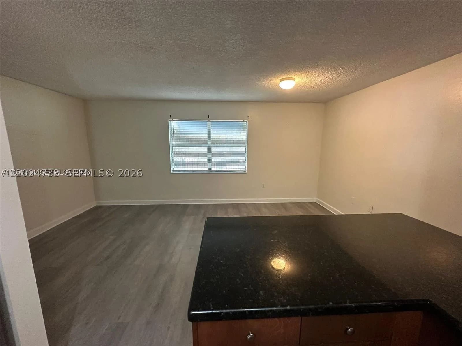 1-bedroom Condo — 950 11th St #1C, Miami, FL 33136