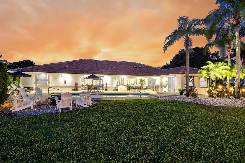 5+1 Müstakil ev — 8667 Steeplechase Drive