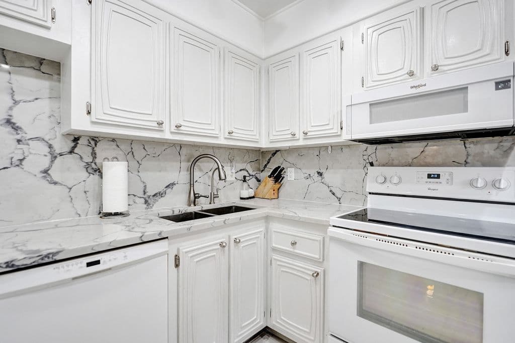 2-bedroom Condo — 6461 NW 2nd Avenue #116