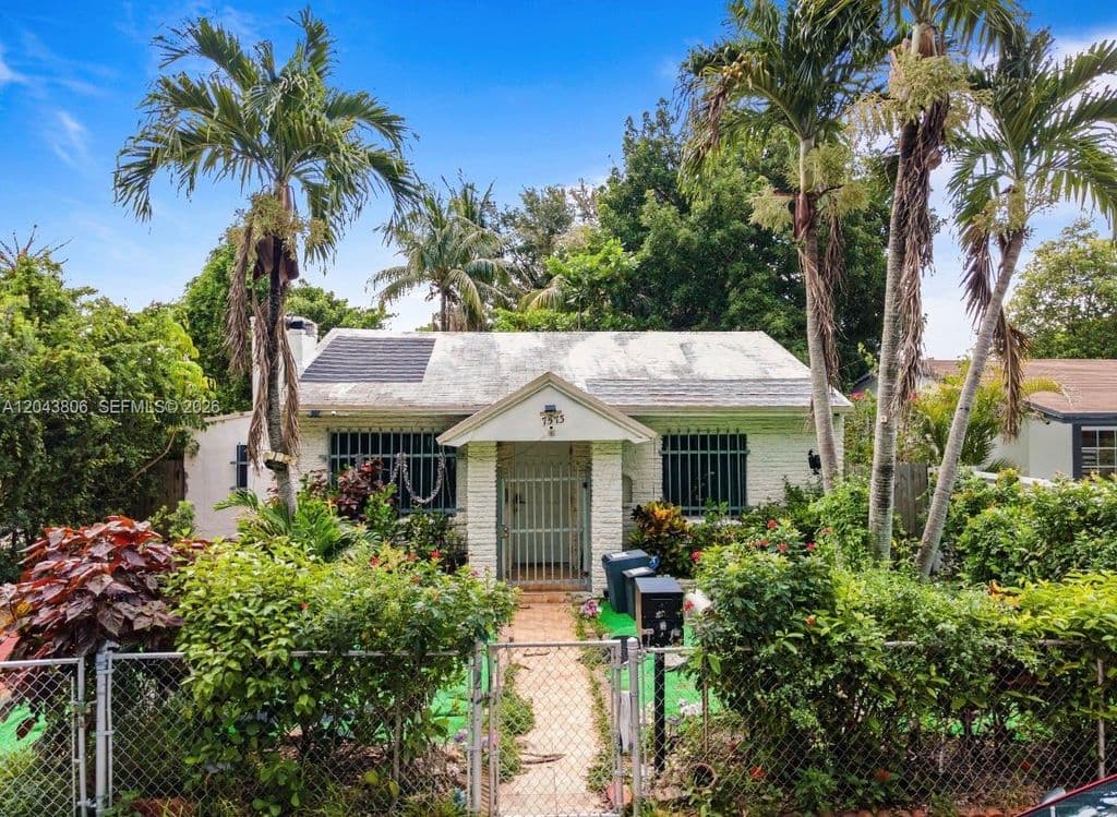 3-bedroom Single-Family Home — 7573 NW 12th Ct