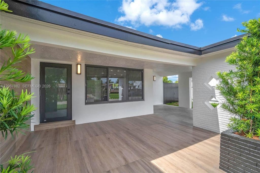 3+1 Müstakil ev — 2840 SW 5th St