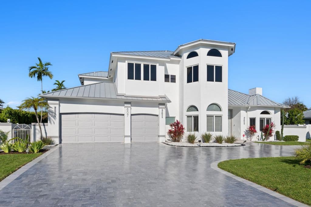 4+1 Müstakil ev — 607 Intracoastal Drive
