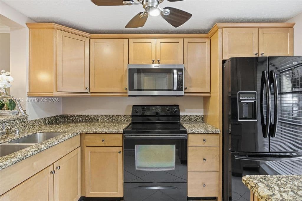 2-bedroom Condo — 2379 SW 15th St APT 107