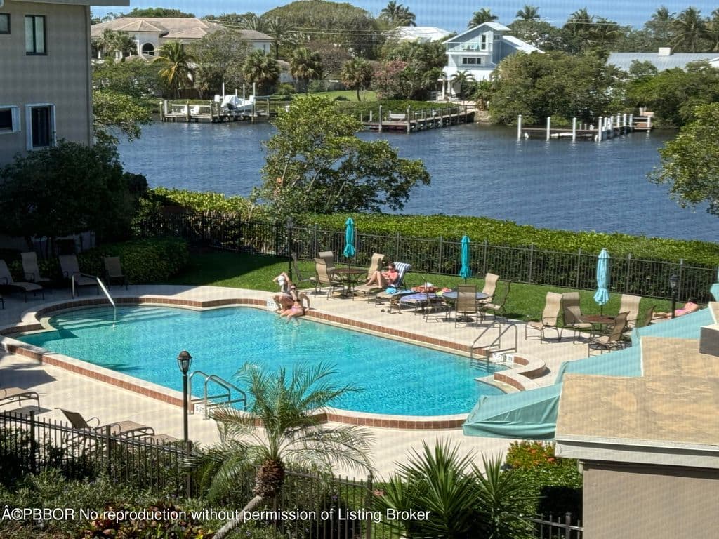2-bedroom Condo — 3605 S Ocean Blvd APT 311