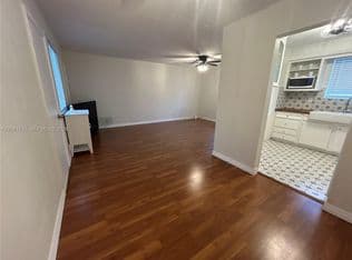 1+1 Condo — 1717 Rodman St APT 18, Hollywood, 33020