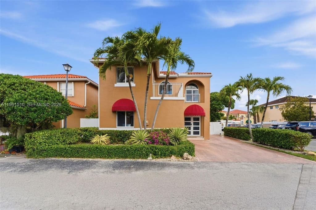 5-bedroom Single-Family Home — 8657 NW 2nd St