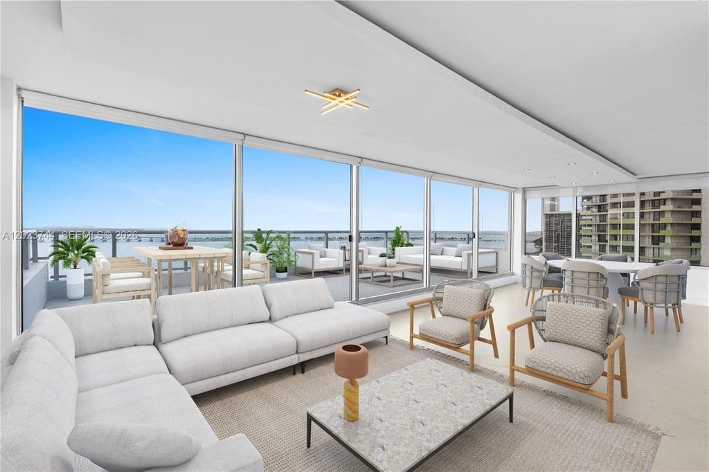3-bedroom Condo — 1541 Brickell Ave APT C1607