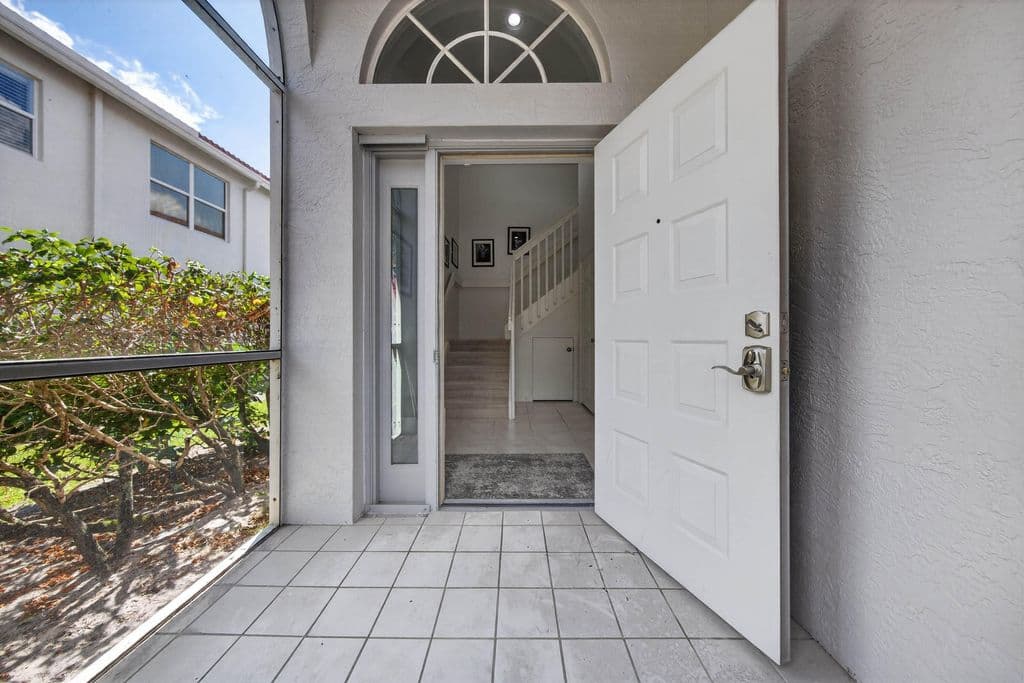 3+1 Condo — 7676 Springwater Place #201