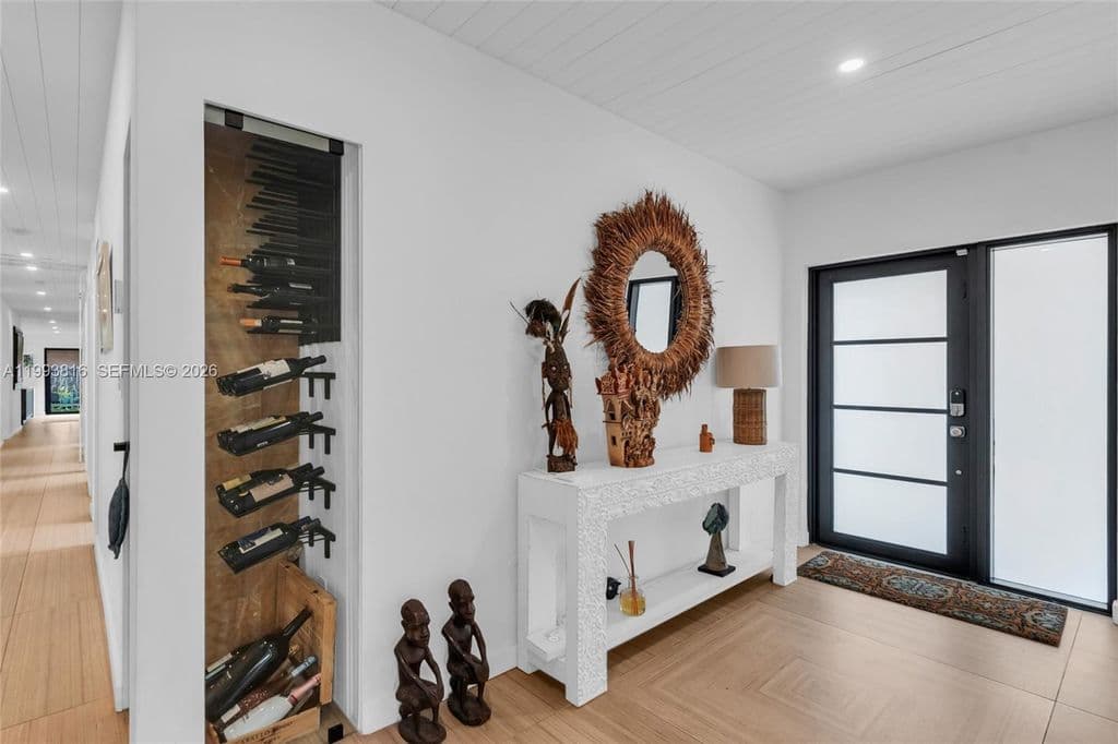 3-bedroom Single-Family Home — 2025 Arch Creek Dr