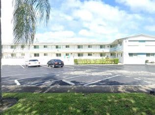 1-bedroom Condo — 3525 Tyler St APT 9, Hollywood, 33021