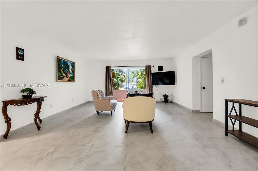 3+1 Condo — 8660 SW 149th Ave APT 205