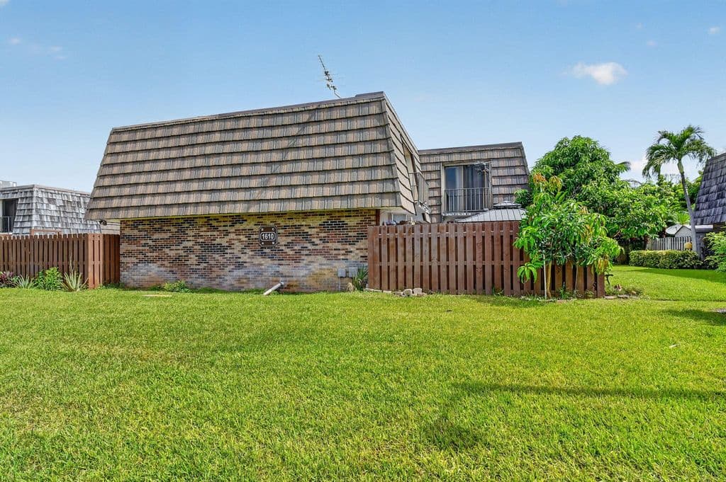 2+1 Mülk — 1610 Forest Lakes Circle #B