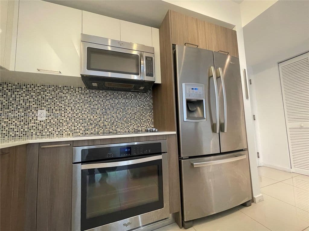 2-bedroom Condo — 5252 NW 85th Ave APT 1109