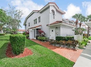 2-bedroom Condo — 7384 Lake Meadow Way #201, Boynton Beach, 33437