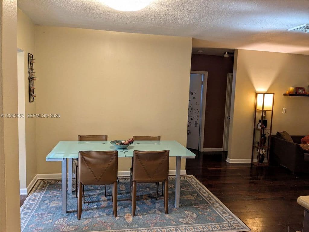2-bedroom Single-Family Home — 1905 N 47th Ave