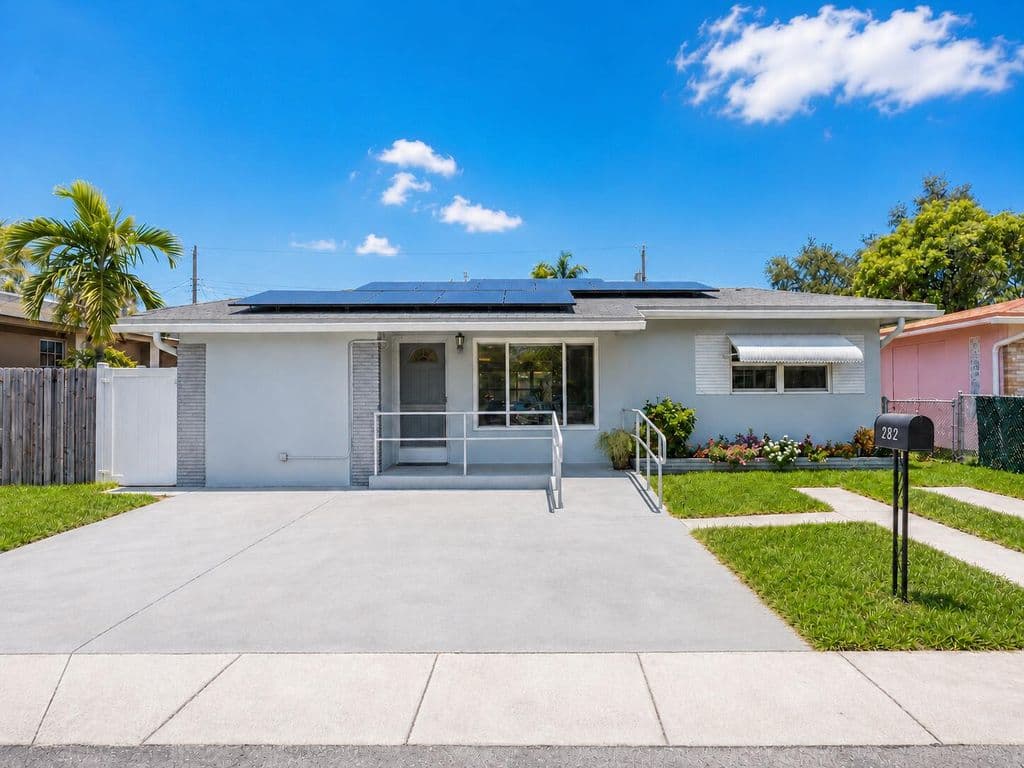 3-bedroom Single-Family Home — 262 SW 8th Street