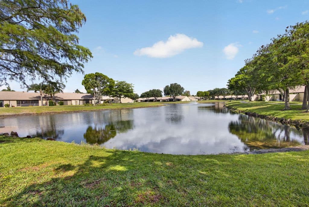 2+1 Condo — 1025 Green Pine Boulevard #F
