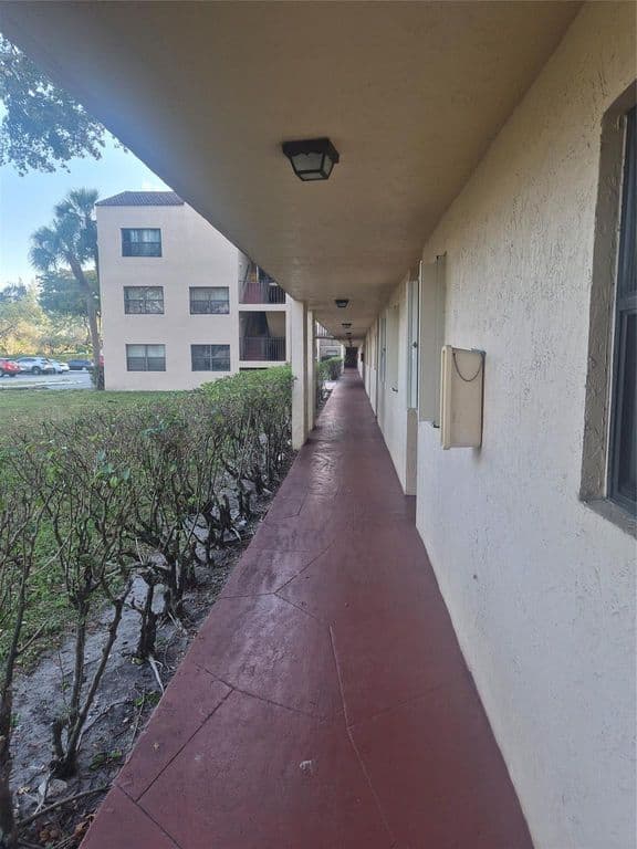 2+1 Condo — 3252 Foxcroft Road #113